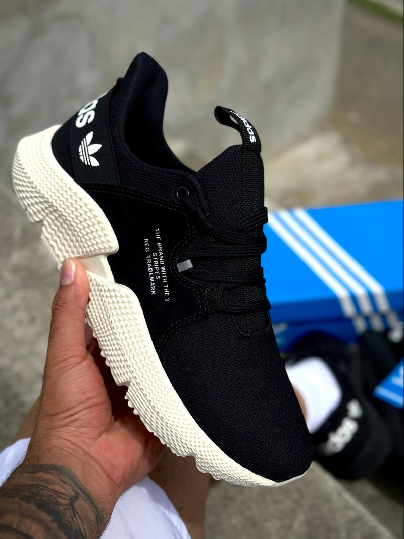 TÊNIS ADIDAS OFF-WHITE