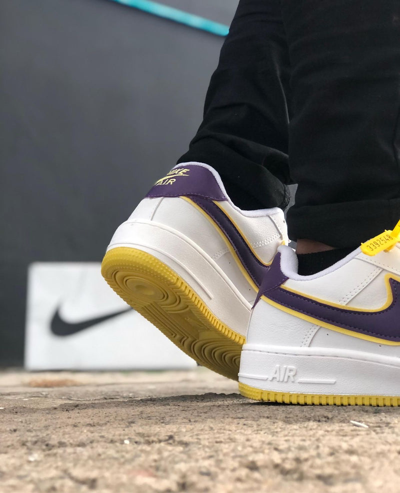 TÊNIS NIKE AIR FORCE LAKERS