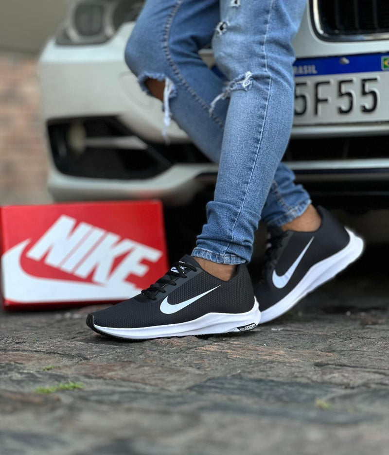 TÊNIS NIKE ZOOM XR PRETO