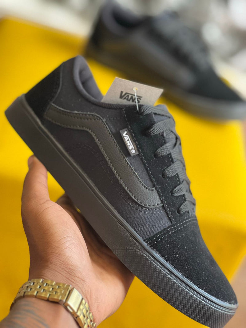 TÊNIS VANS OLD SKOOL