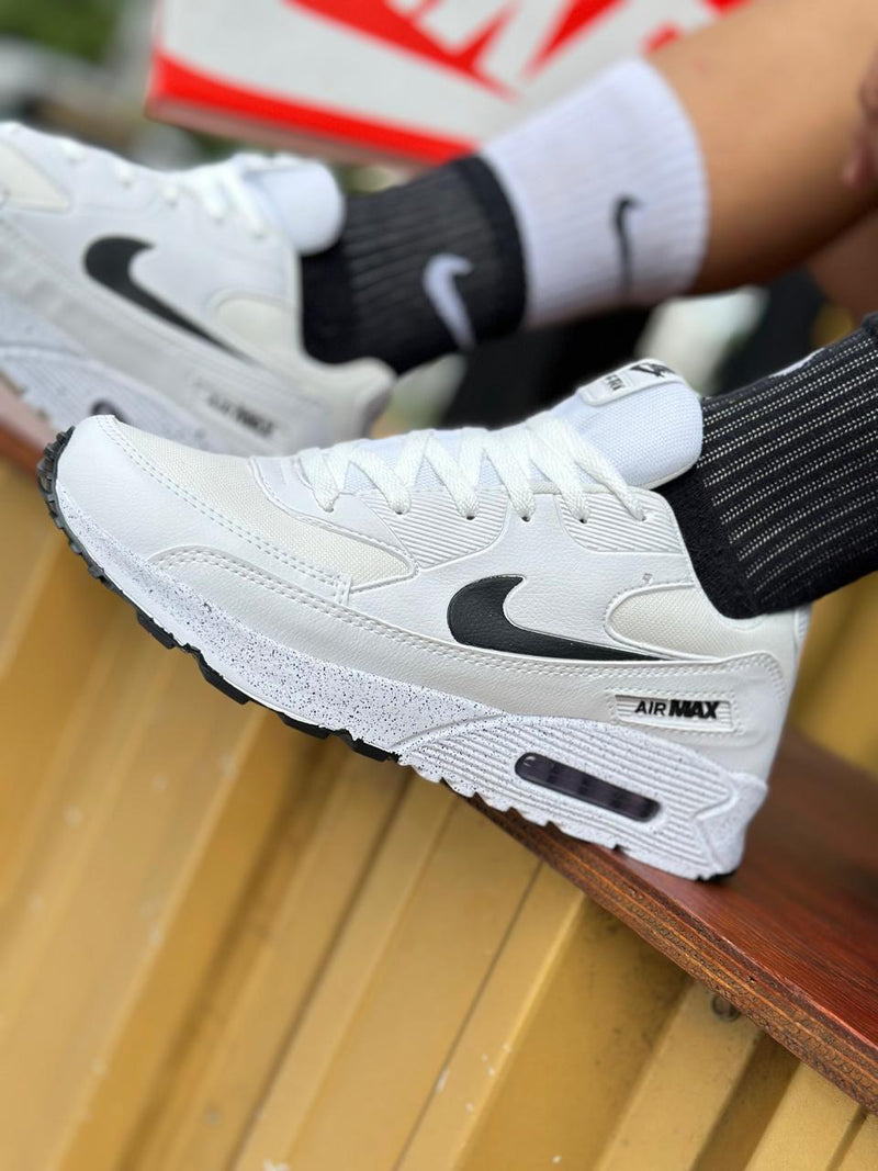 TÊNIS NIKE AIR MAX 90 WHITE/BLACK