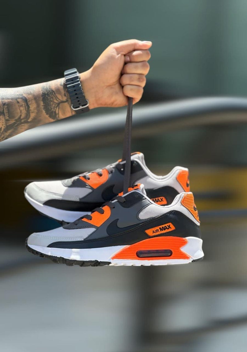 TÊNIS NIKE AIR MAX 90 LARANJA EDITION