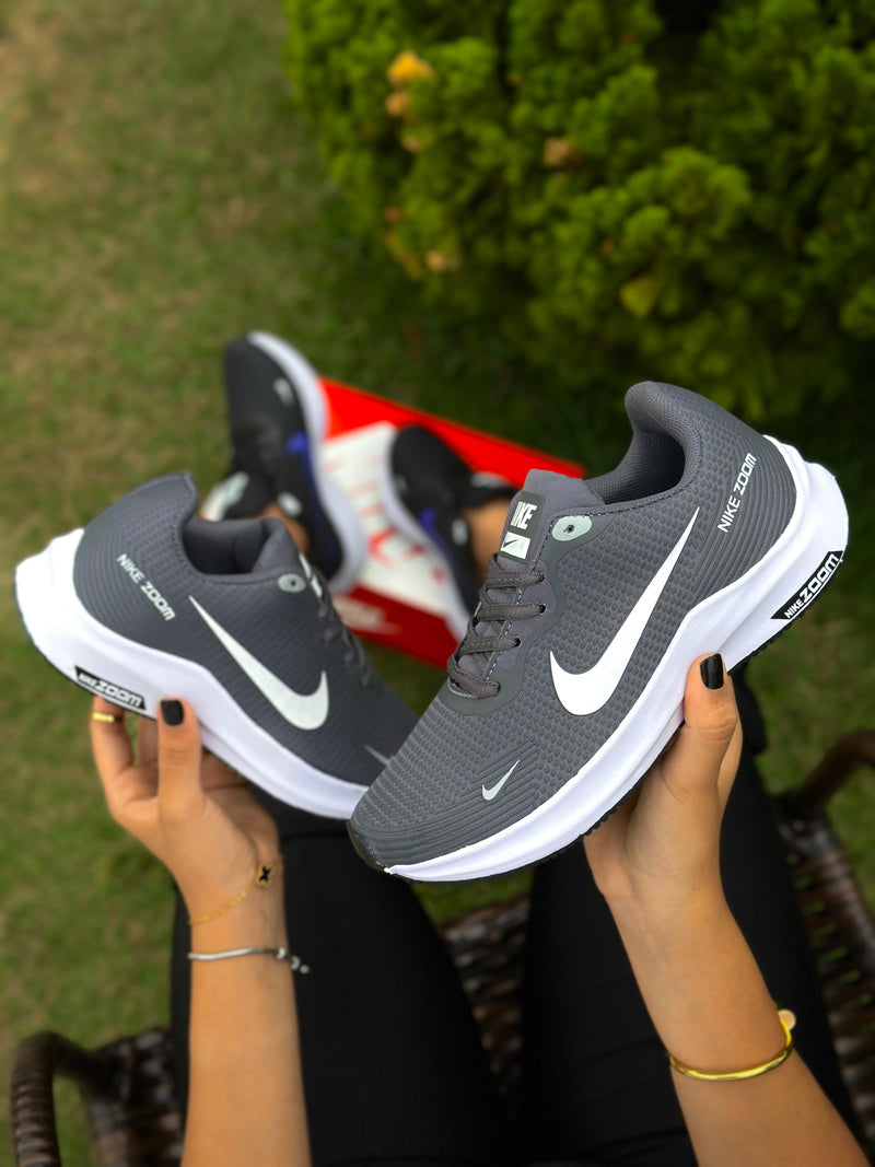 TÊNIS NIKE ZOOM II CINZA