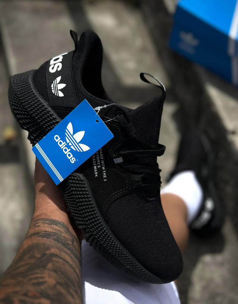 TÊNIS ADIDAS OFF-WHITE