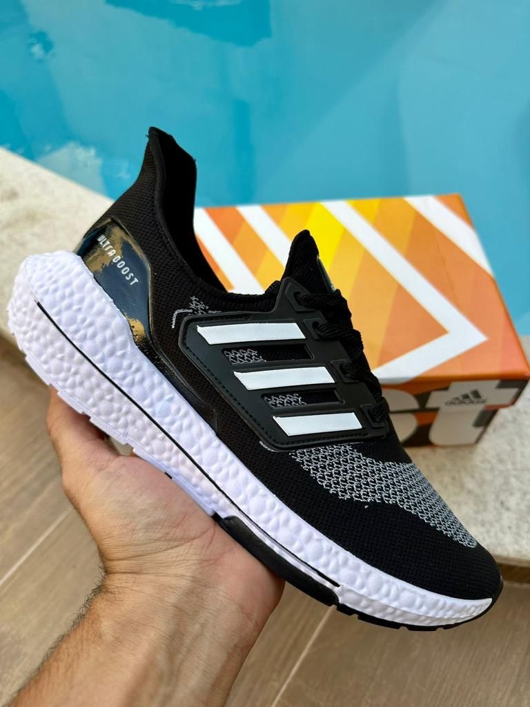 TÊNIS ADIDAS ULTRA BOOST