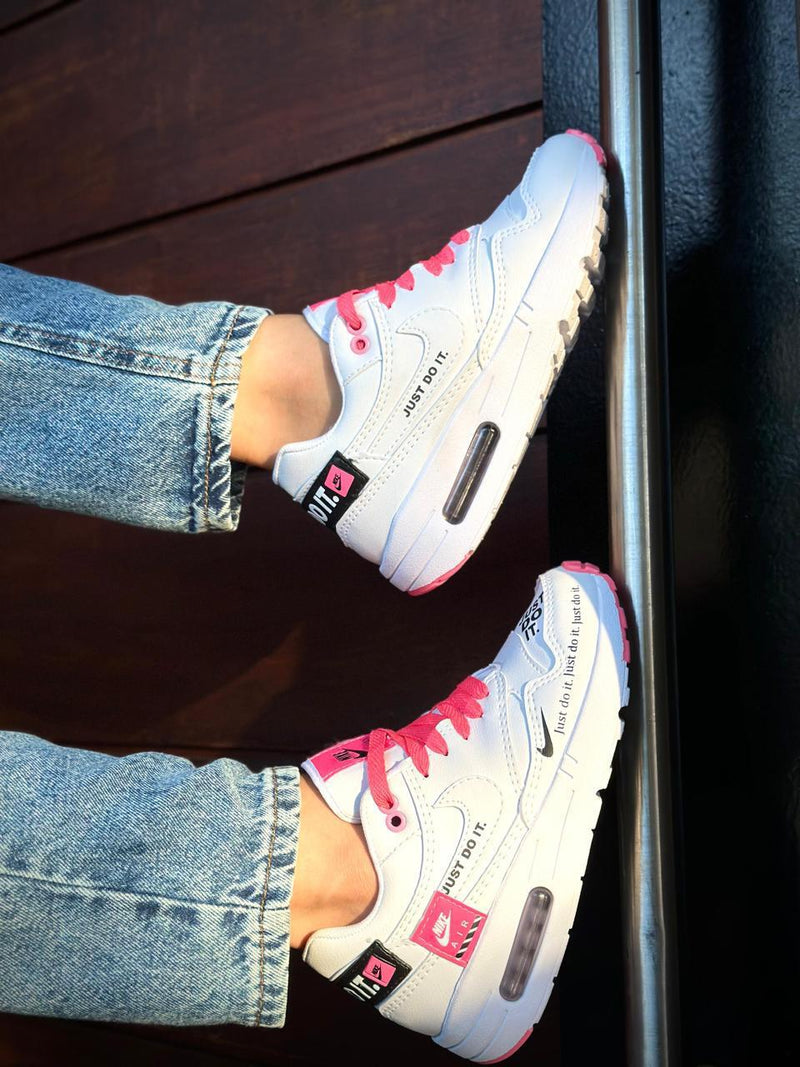 TÊNIS NIKE JUST DO IT ROSA