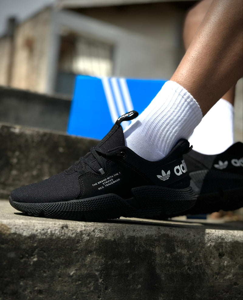 TÊNIS ADIDAS OFF-WHITE