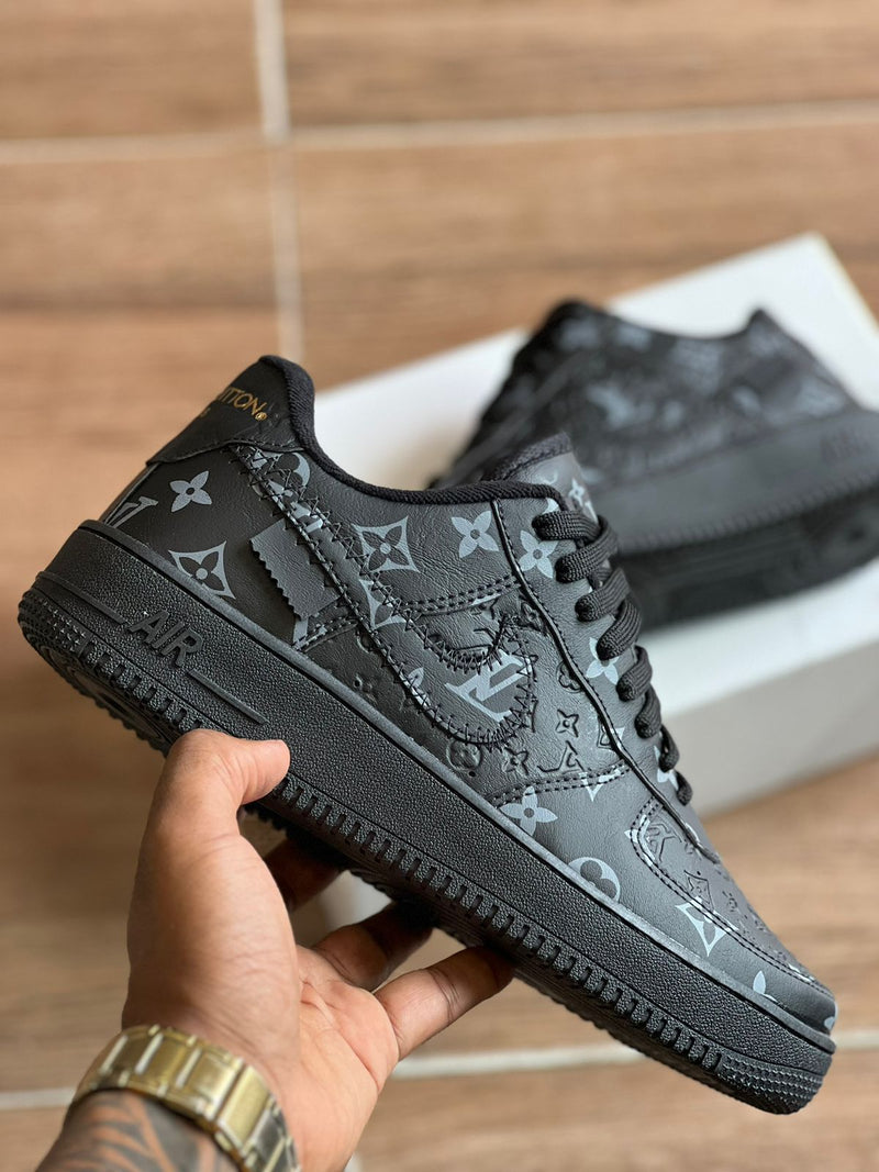 TÊNIS NIKE AIR FORCE LOUIS VUITTON