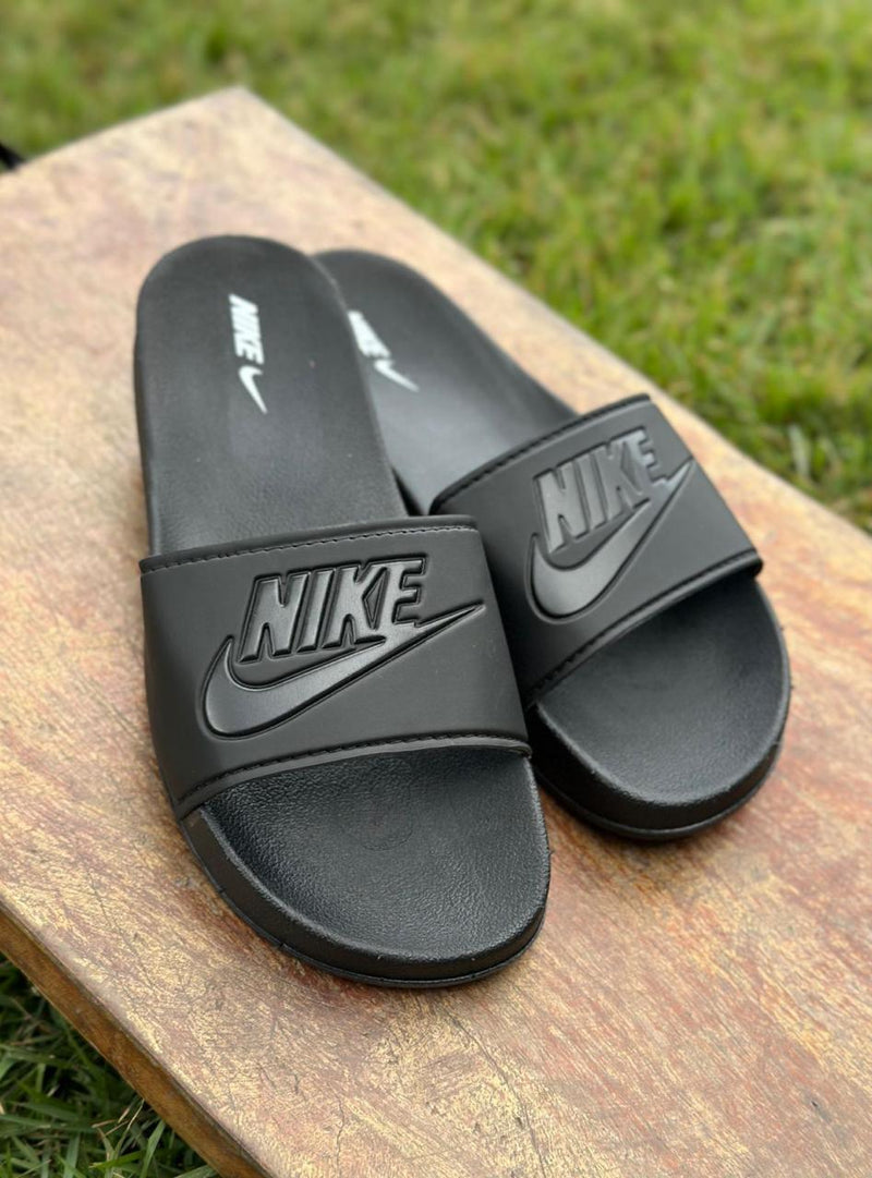 SANDÁLIA SLIDE NIKE ALL BLACK