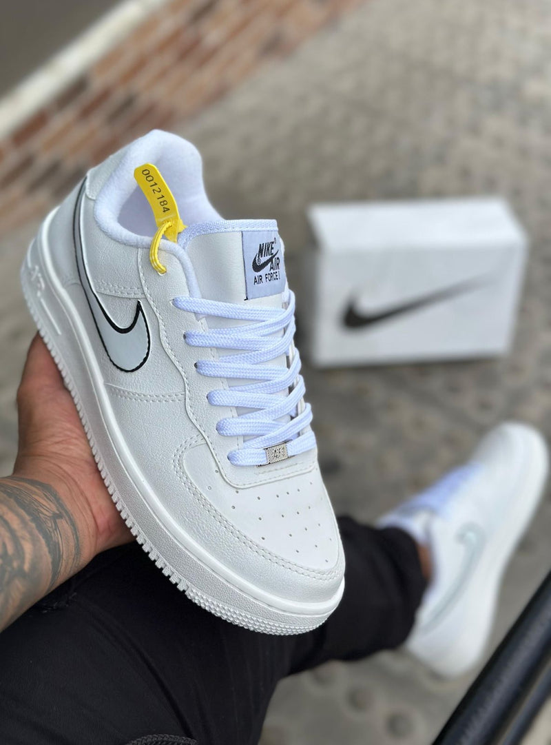 TÊNIS NIKE AIR FORCE WHITE